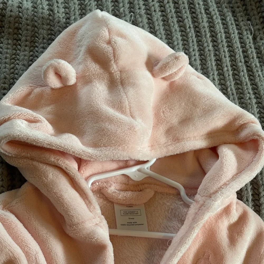 GAP soft pink